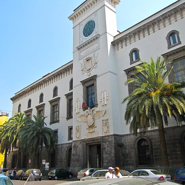 Di Armando Mancini - Flickr: Napoli - Castel Capuano, CC BY-SA 2.0